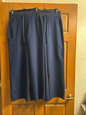 Wide-Leg Drawstring Pants for Women - Navy Mandela scrubs